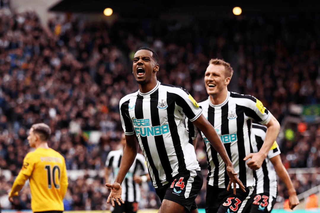 星空体育官方网站NBA总决赛窗口期走向成谜，纽卡斯尔主帅复盘，信心回归，控场能力受关注(abaqus旋转视角)